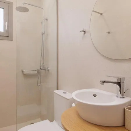 Semesterbostad Daphne